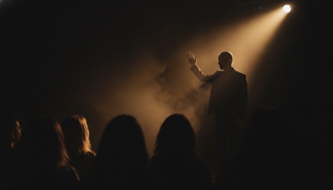 Messmer le fascinateur, maître de l'hypnose de spectacle