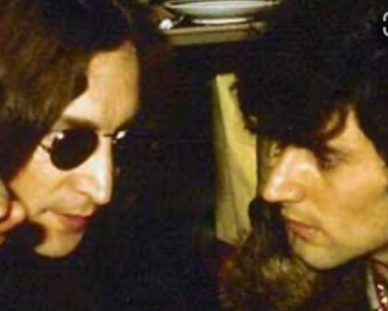 Uri Geller avec John Lennon