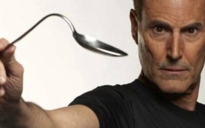 Uri Geller le mentaliste qui tordais vos couverts